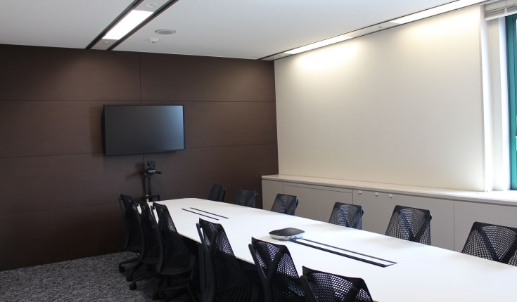 福岡事務所会議室