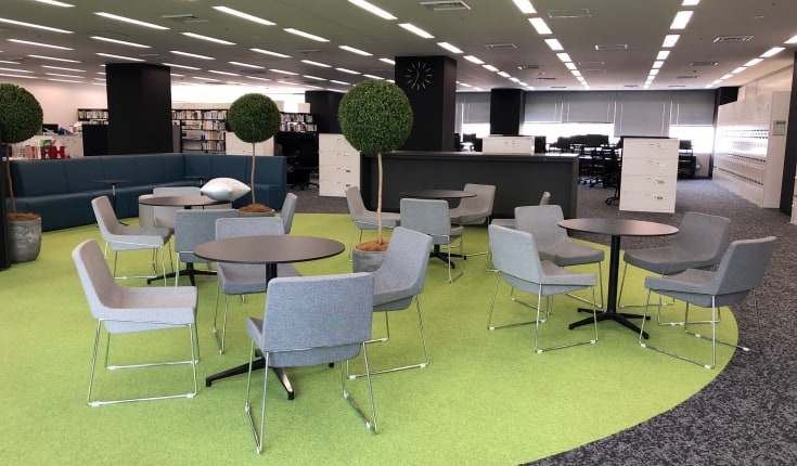 神戸事務所執務室